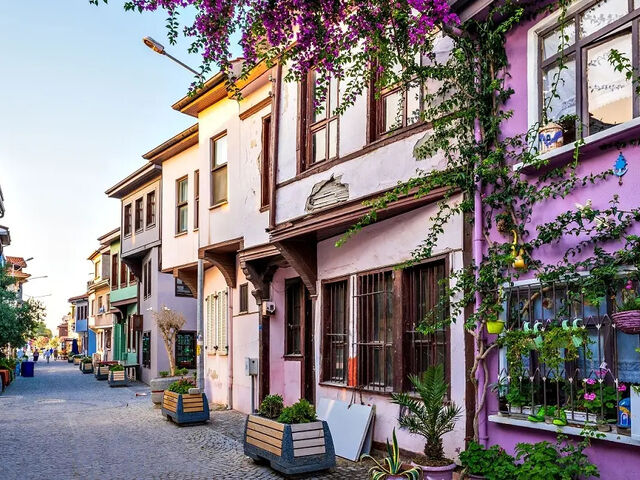 İkonik Marmara'nın Tarihi Başkentleri Turu (Kazdağları Jeep Safari ve Ayvalık Tekne Turu) |4 Gece Konaklama Uçaklı Ankara Havalimanı Çıkışlı Kurban Bayramı Özel