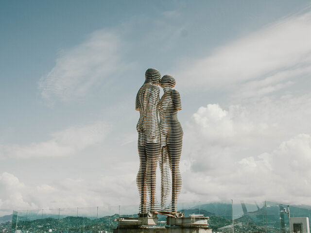 İkonik Batum Kutaisi  Turu |  2 Gece Konaklamalı Esenboğa Havalimanı Hareketli Sevgililer Günü Özel