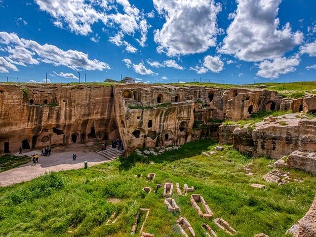 İkonik Mezopotamya Midyat Mardin  Turu |  2 Gece Konaklamalı Esenboğa Havalimanı Hareketli Sevgililer Günü Özel