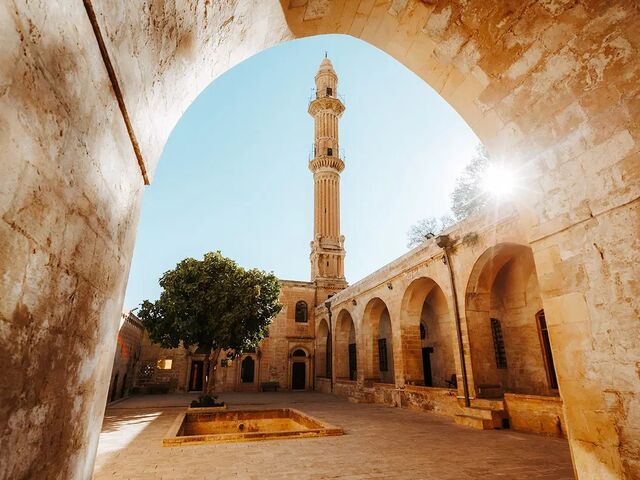 İkonik Mezopotamya Midyat Mardin  Turu |  2 Gece Konaklamalı Adnan Menderes Havalimanı Hareketli Sevgililer Günü Özel