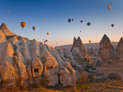 İzmir Çıkışlı Kapadokya Turu / 1 Gece Otel Konaklamalı / 19 Mayıs Özel