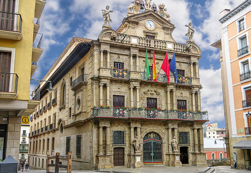 MADRİD & VALENCİA & BARCELONA  Ajet Hava Yolları Özel Seferi ile  (PNA-PNA)