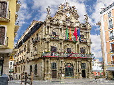 MADRİD & VALENCİA & BARCELONA  Ajet Hava Yolları Özel Seferi ile  (PNA-PNA)