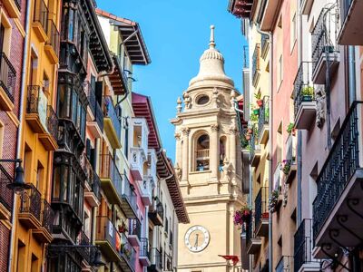 MADRİD & VALENCİA & BARCELONA  Ajet Hava Yolları Özel Seferi ile  (PNA-PNA)