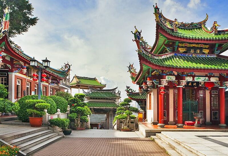 ELEGANT EFSANEVİ ÇİN İMPARATORLUĞU Emirates Hava Yolları ile 7 Gece (PEK-PVG)