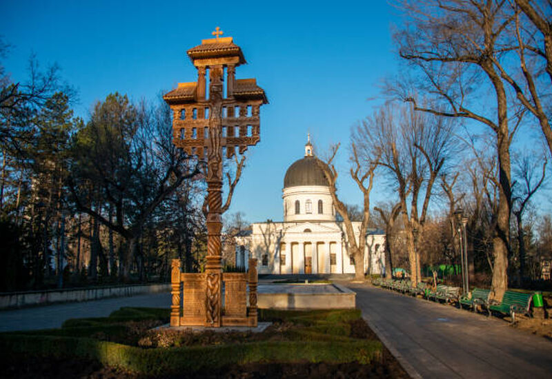 SAKLI ÜLKELERİN İZİNDE, EŞSİZ MOLDOVA TURU Hisky Hava Yolları İle 3 Gece 4 Gün 