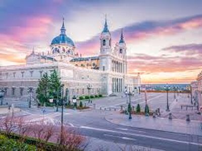 MEGA PORTEKİZ & ENDÜLÜS & İSPANYA TURU - THY ile 8 Gece - 14 Mart 2026 Ara Tatil ve Bayram Özel - BCN MAD