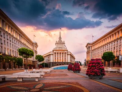 Otobüs İle Balkan Üçgeni Turu Çevre Gezileri Dahil 2026