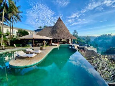 Endonezya Malezya Bali Turu 10 Gece 12 Gün