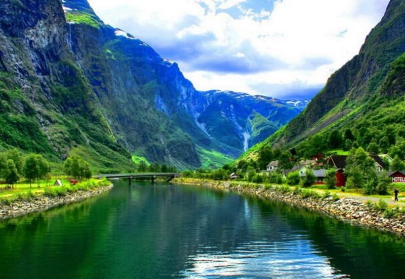 Grand İskandinavya ve Fiyordlar Ajet Havayolları ile 7 Gece 8 Gün Ekstra Turlar Dahil