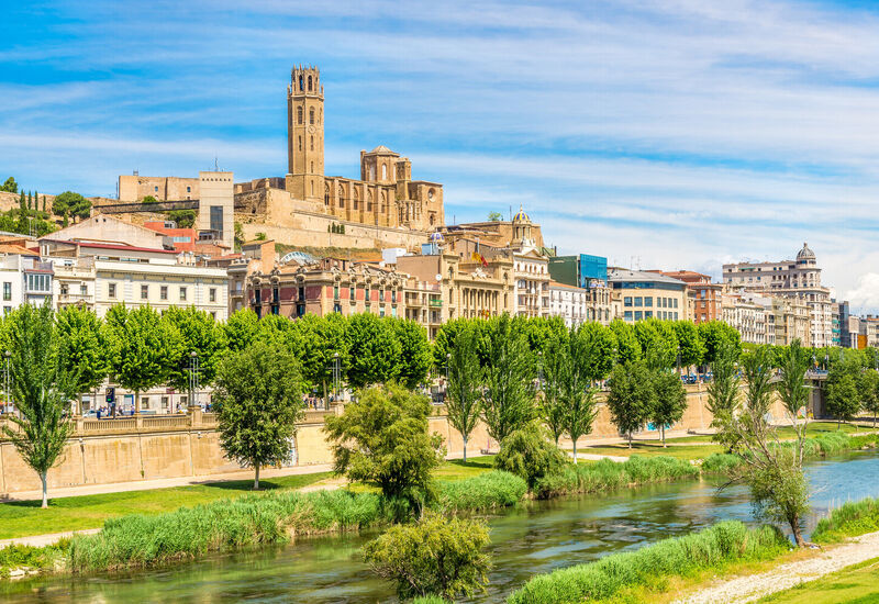 Grand Güney Fransa ve Barselona Pegasus Havayolları ile 6 Gece 7 Gün Ekstra Turlar Dahil