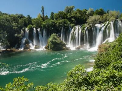 Trabzon Çıkışlı Kosovalı Büyük Balkanlar Turu AJet ile Extra Turlar ve Akşam Yemekleri Dahil 6 Gece SKP-TZL