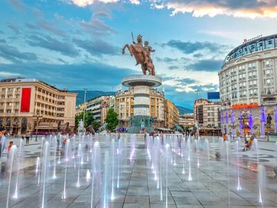 Trabzon Çıkışlı Kosovalı Büyük Balkanlar Turu AJet ile Extra Turlar ve Akşam Yemekleri Dahil 6 Gece SKP-TZL