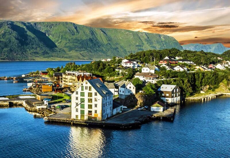 KUZEY KRALLIKLARI İSKANDİNAVYA ve FİYORT TURU Ajet Havayolları ile 7 Gece 8 Gün (ARN-CPH)