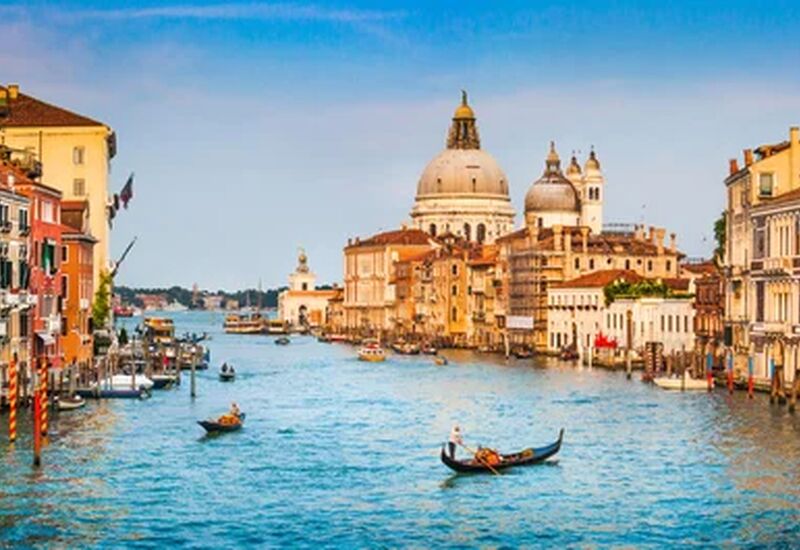 İzmir Kalkışlı İtalya Serüveni Corendon Hava Yolları ile 7 Gece NAP-BGY