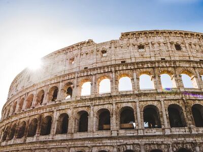 İzmir Kalkışlı İtalya Serüveni Corendon Hava Yolları ile 7 Gece NAP-BGY