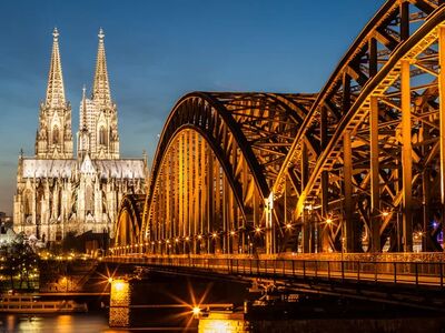 5 ÜLKE ile BENELÜX & PARİS & KÖLN (PROMO) Ajet Havayolları İle 7 Gece 8 Gün