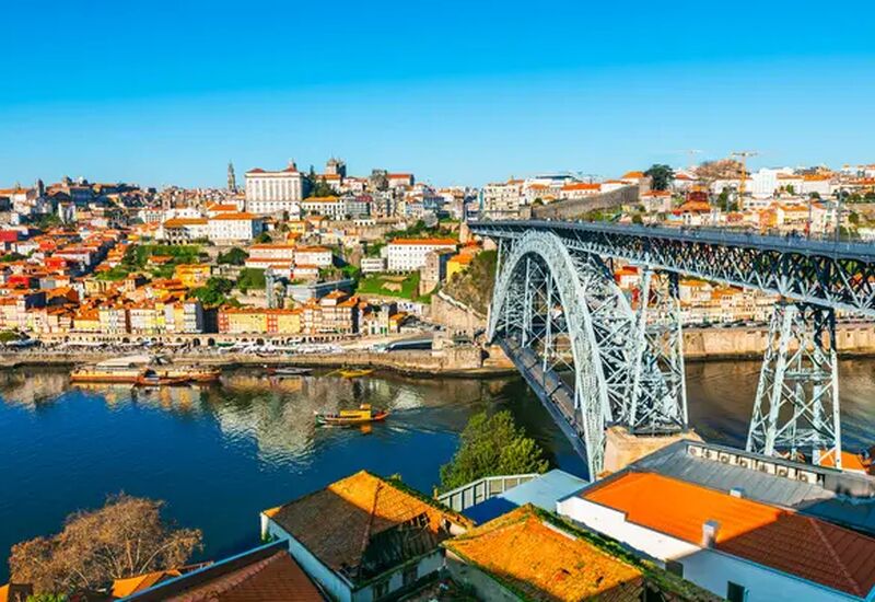 İZMİR’den MEGA PORTEKİZ & ENDÜLÜS & İSPANYA TURU Pegasus Havayolları İle 9 Gece 10 Gün LIS-BCN