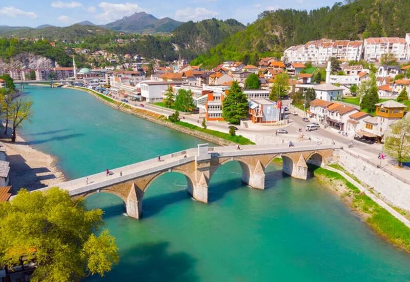 Kosovalı Büyük Balkanlar Turu AJet ile Extra Turlar ve Akşam Yemekleri Dahil TZL-TZL