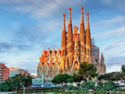 Ankara Hareketli İspanya'nın Kalbi Madrid & Barselona Turu Ajet İle Yaz Dönemi(BCN-MAD)