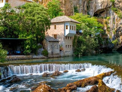 Kosovalı Büyük Balkanlar Turu AJet ile Extra Turlar ve Akşam Yemekleri Dahil TIA-PRN
