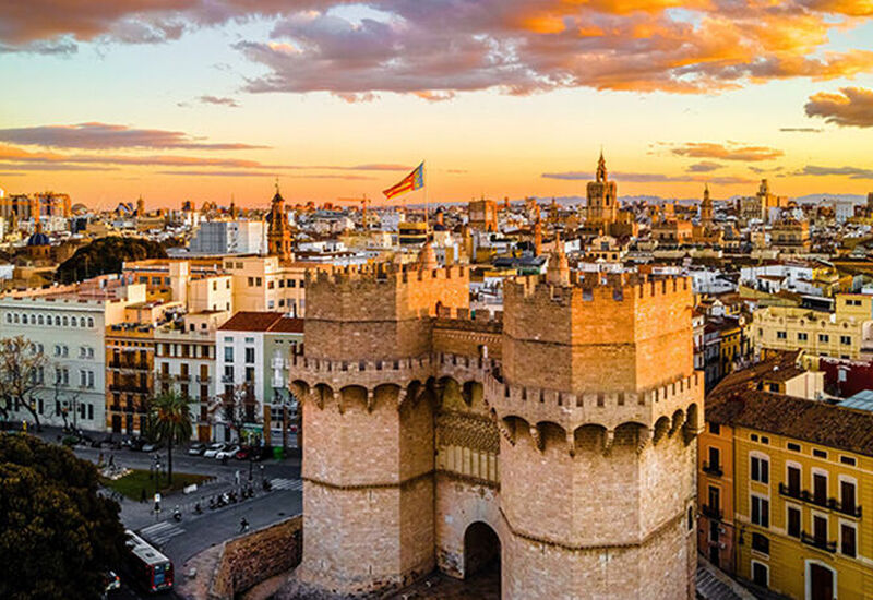 Ankara Hareketli İspanya'nın Kalbi Madrid & Barselona Turu Ajet İle Bahar Dönemi