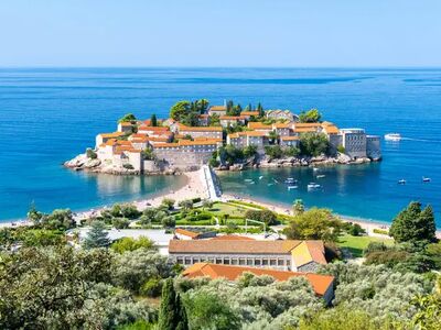 Gaziantep Çıkışlı Kosovalı Büyük Balkanlar Turu AJet ile Extra Turlar ve Akşam Yemekleri Dahil 7 Gece SKP-TZL