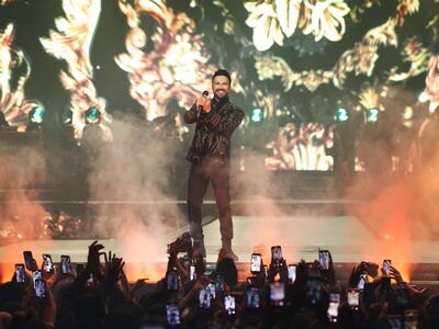 TARKAN KONSERİ ÖZEL DUBAİ TURU 3 Gece Ajet Havayolları ile (SHJ-SHJ) Konser Bileti Dahil 15 NİSAN