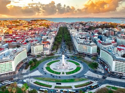 ELEGANT MEGA PORTEKİZ & MADRİD & ENDÜLÜS Türk Hava Yolları ile 7 Gece (MAD-AGP) Ekstra Turlar Dahil