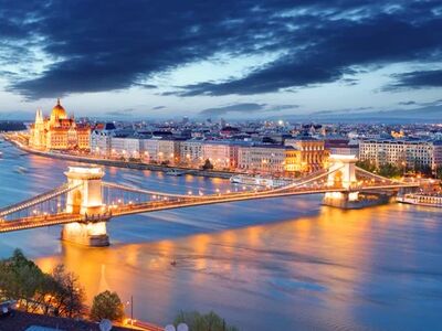 İzmir’den Direkt Hareket Görkemli Orta Avrupa SunExpress Hava Yolları İle 7 Gece 8 Gün