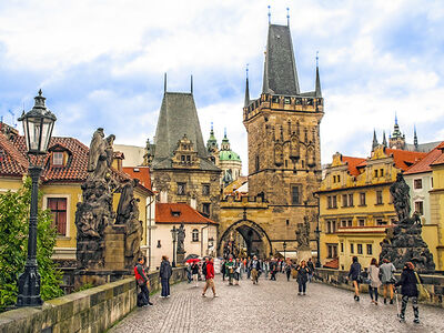 Otobüs ile Orta Avrupa Masalı (Tüm Ekstra Turlar ve Çevre Gezileri Dahil)  8 Gece 9 Gün  (7 Gece Konaklama)