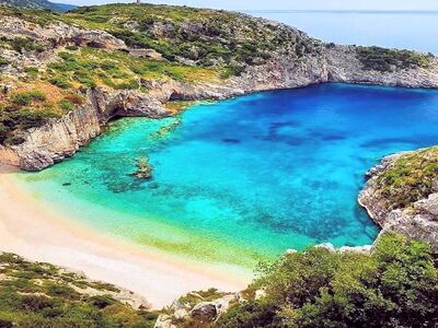 EKSPRES MAVİ – YEŞİL ARNAVUTLUK SAHİLLERİ  PANORAMA 3 Gece 4 Gün  ‘‘Avrupa’nın En Güzel Denizi’’