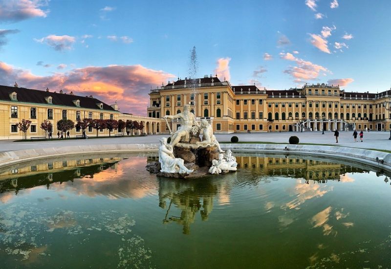 SÜPER PROMOSYON EXPRESS ORTA AVRUPA TURU 4 GECE 5 GÜN VBP