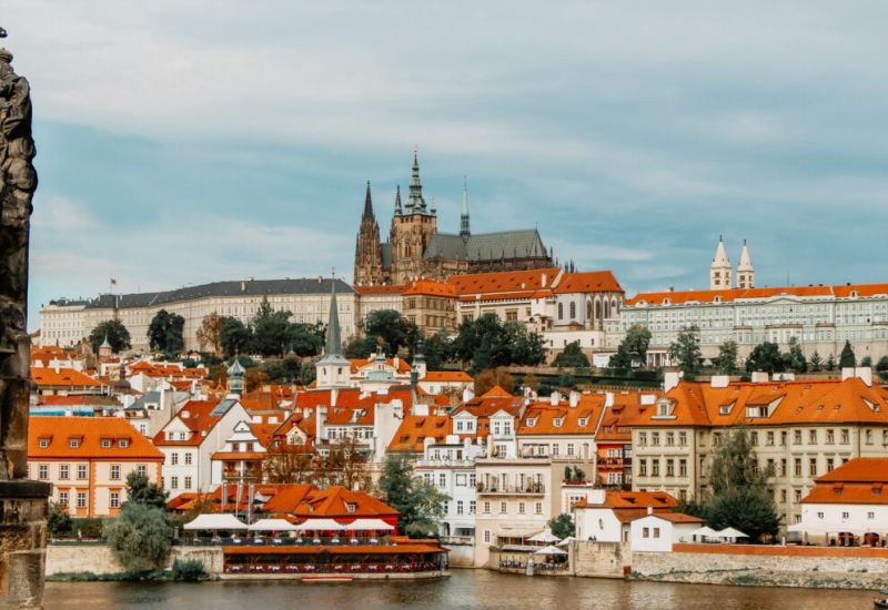 Bohemya'nın Işıltısı Prag Turu 3 Gece Ajet Havayolları İle Yaz Dönemi