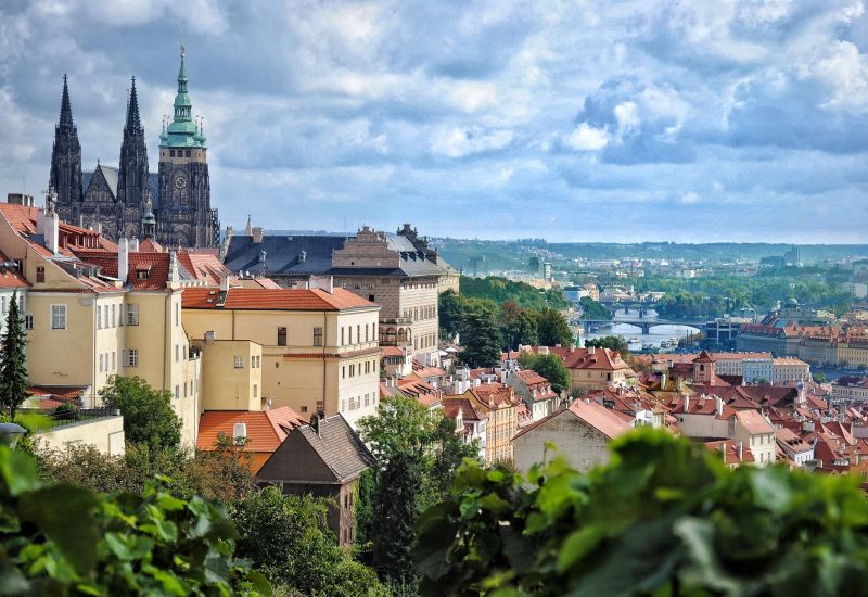 Bohemya'nın Işıltısı Prag Turu 3 Gece Ajet Havayolları İle Yaz Dönemi