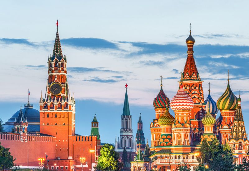 Çarlık Başkentleri “Moskova ve St. Petersburg” AJet ile 5 gece (VKO-LED)