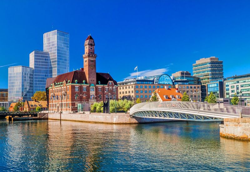 İSKANDİNAVYA ve FİYORDLAR  TÜRK HAVA YOLLARI ILE 7 GECE (CPH-HEL)