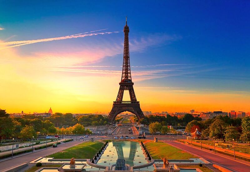 İZMİR’den İTALYA & FRANSA & İSPANYA TURU 6 Gece THY Gidiş Sun Express Dönüş MXP-BCN