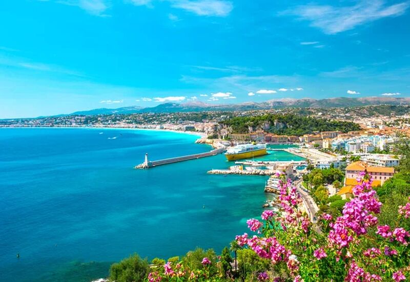 İZMİR’den BİR AVRUPA MASALI EXPRESS 4 Gece SunExpress Gidiş-THY Dönüş (GVA-MXP)