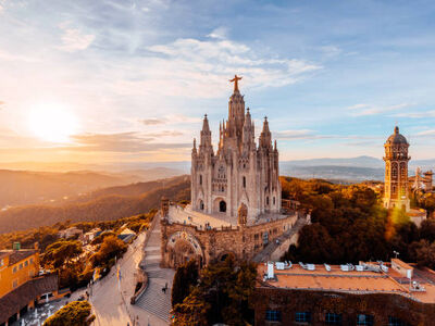 İZMİR’den İSPANYA ve ENDÜLÜS İKONLARI Pegasus Hava Yolları İle 5 Gece 6 Gün (BCN-MAD)